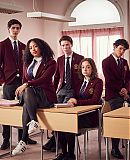 2205-youngroyals-school-02-067k8-12381a.jpg