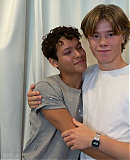 Young_Royals_Forever_284429.PNG